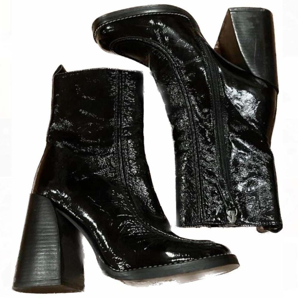 black high heel platform boots
